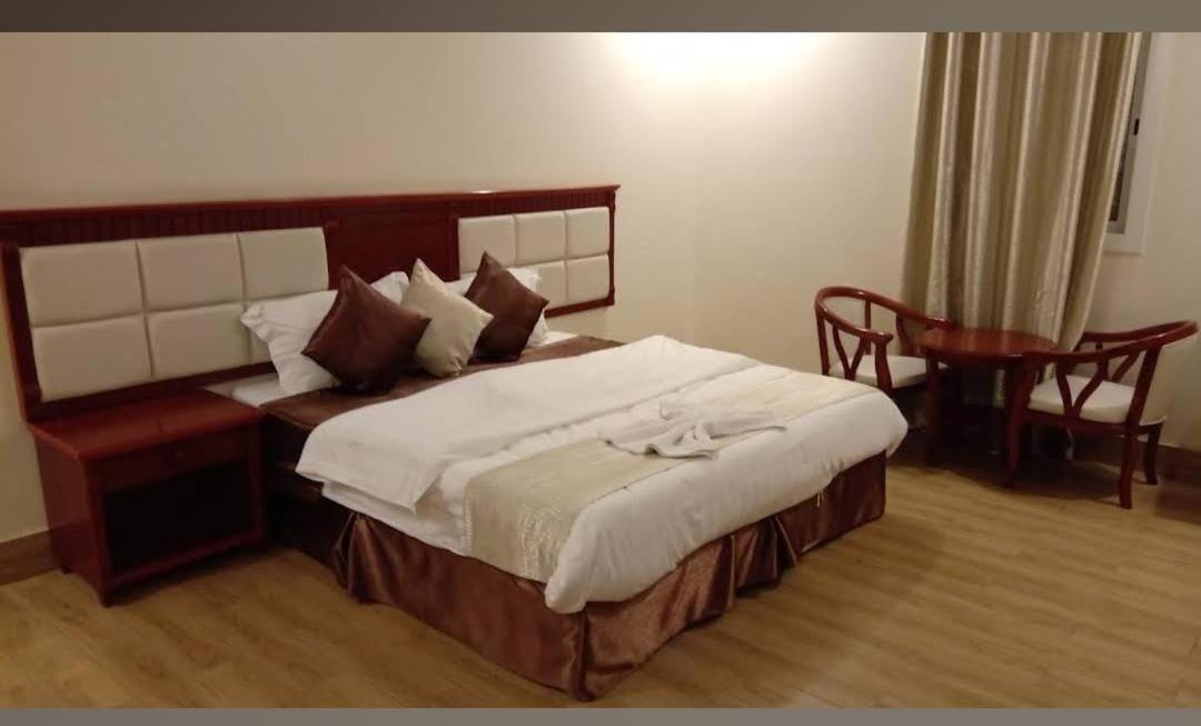 Fakher Yanbu Hotel מראה חיצוני תמונה